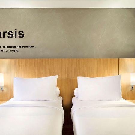 Ibis Pontianak City Center מראה חיצוני תמונה